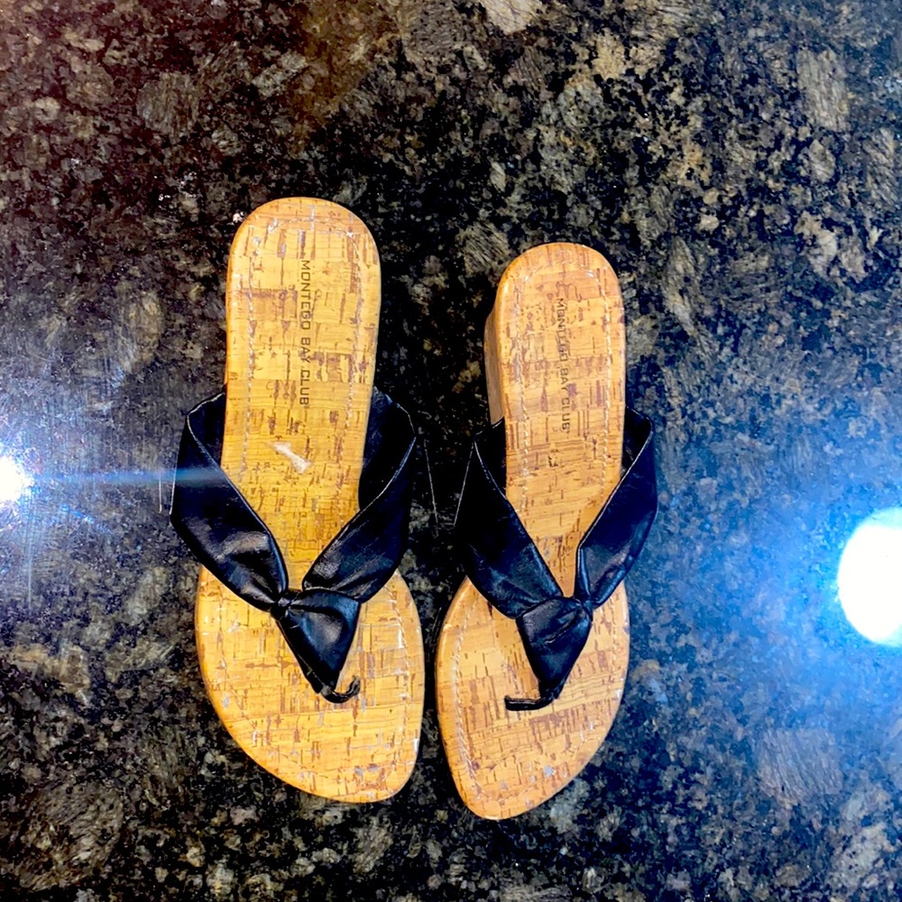 Women’s 8.5 sandals montego  bay club